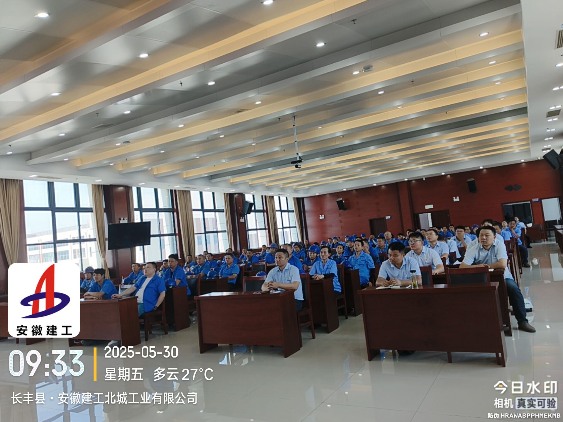 ee9d558724e7cd14906ee417f56b1efd.jpg ee9d558724e7cd14906ee417f56b1efd.jpg